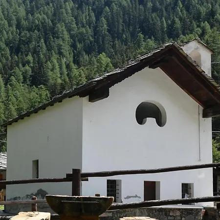 Gran Paradiso Notre Dame Carre Apartment *