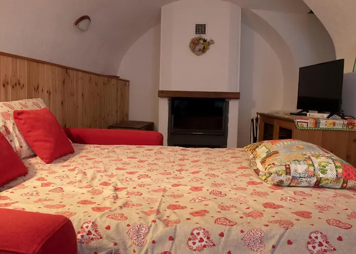 Gran Paradiso Notre Dame Carre 레메스-노트르-담